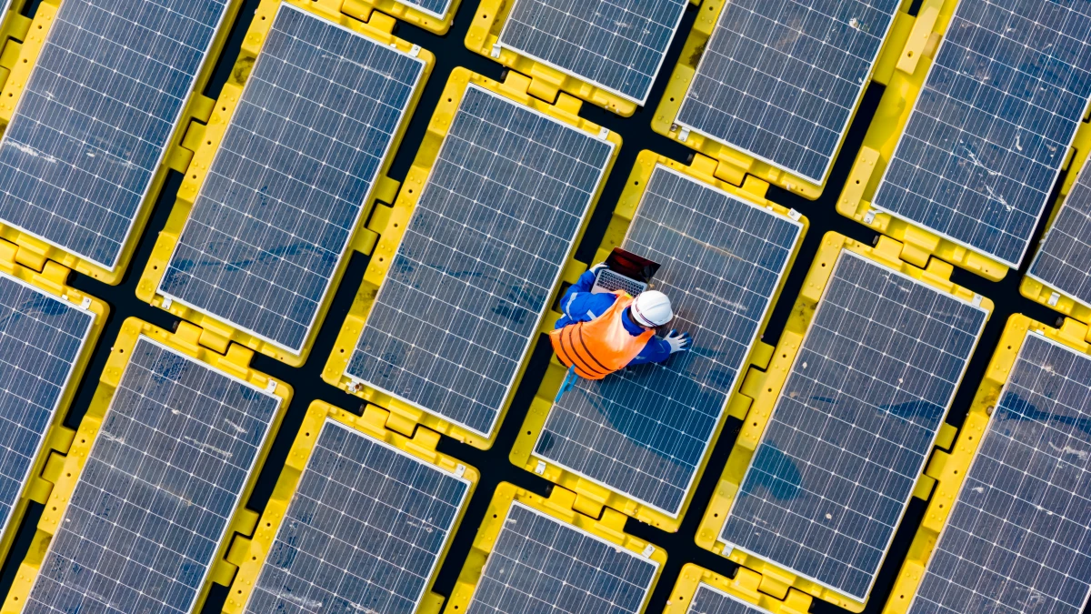 Panneaux photovoltaïques : Assurez votre investissement solaire en toute sérénité